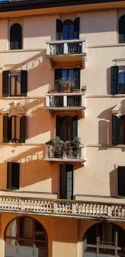 Appartement Pied à terre – Atelier à Vérone Extérieur photo
